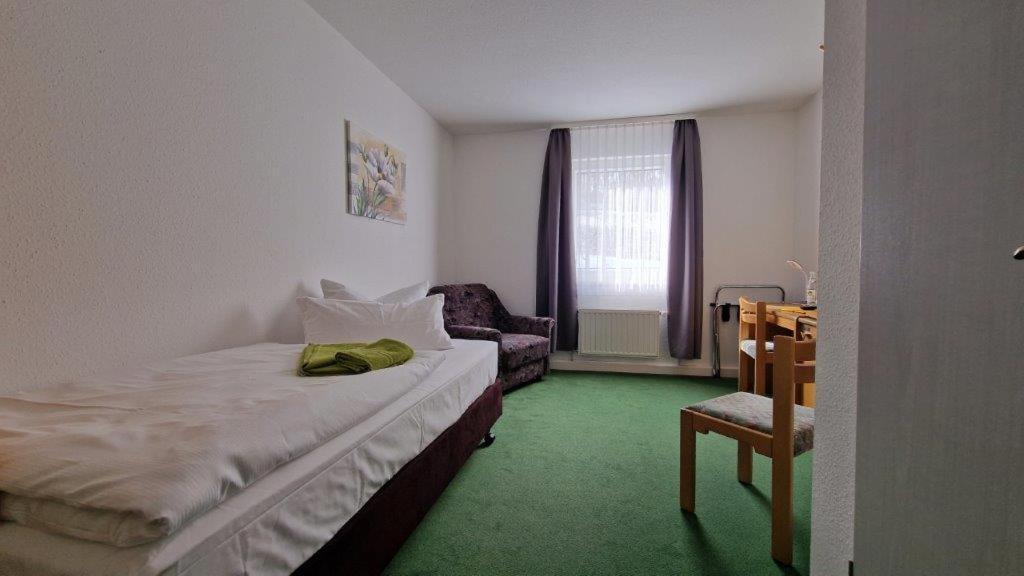 Hotel Asterra Saalfeld Saale Экстерьер фото