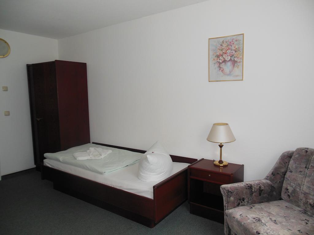 Hotel Asterra Saalfeld Saale Экстерьер фото