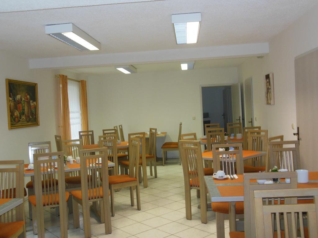 Hotel Asterra Saalfeld Saale Экстерьер фото
